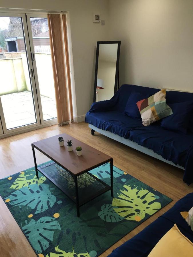 Short Term Lets From £15 Per Person Per Night Lägenhet Bristol Exteriör bild
