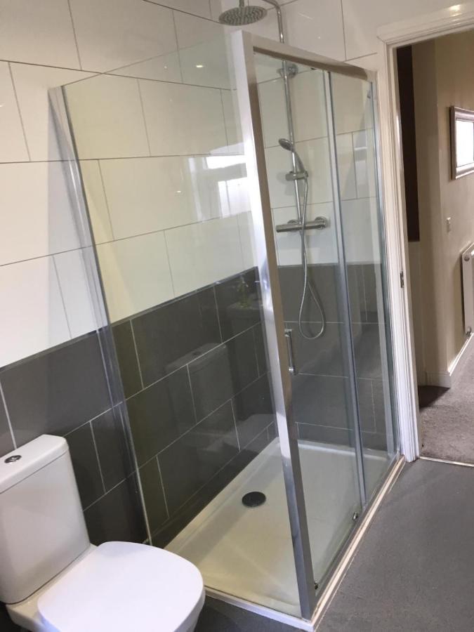 Short Term Lets From £15 Per Person Per Night Lägenhet Bristol Exteriör bild