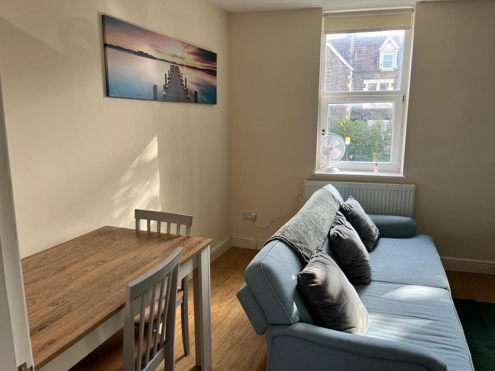 Short Term Lets From £15 Per Person Per Night Lägenhet Bristol Exteriör bild