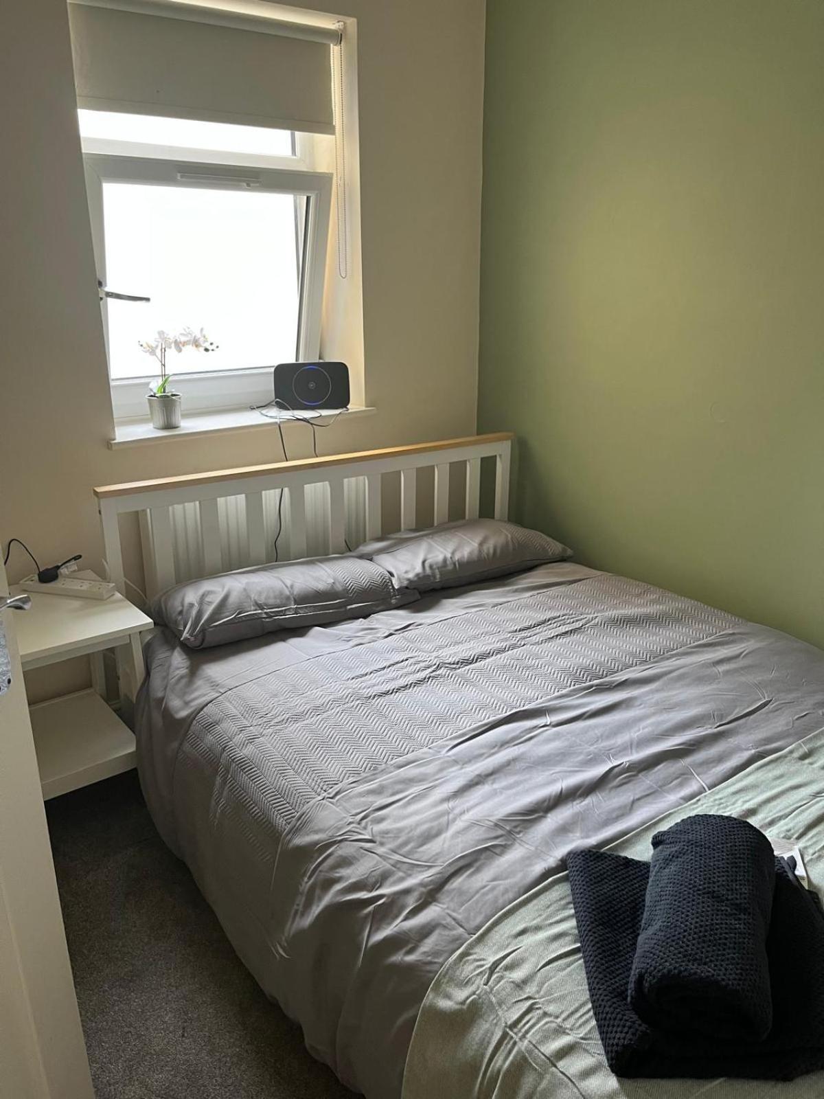 Short Term Lets From £15 Per Person Per Night Lägenhet Bristol Exteriör bild