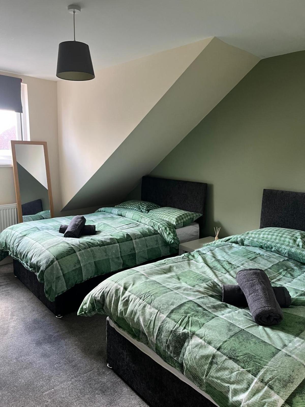 Short Term Lets From £15 Per Person Per Night Lägenhet Bristol Exteriör bild